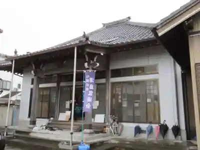 龍渕寺の本殿・本堂