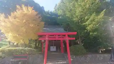 南大沢八幡神社の鳥居