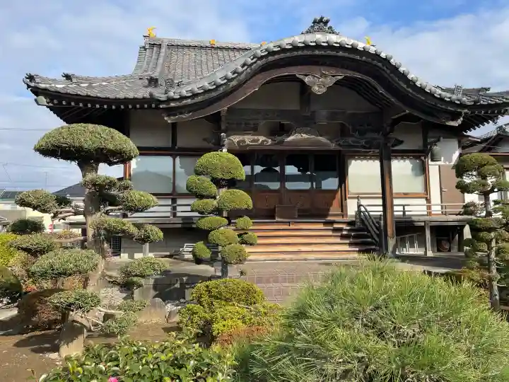 眞隆寺の{uncategorized: "未分類", other: "その他", undefined: "問題あり", building: "その他建物", grave: "お墓", sacred_gate: "鳥居", guardian: "狛犬", statue: "像", buddha: "仏像", history: "歴史", nature: "自然", garden: "庭園", animal: "動物", pagoda: "塔", temizu: "手水舎", mountain_gate: "山門・神門", sanctuary: "本殿・本堂", subordinate: "末社・摂社", art: "芸術", scenery: "景色", jizo: "地蔵", ema: "絵馬", goshuin: "御朱印", omikuji: "おみくじ", items: "授与品その他", amulet: "お守り", goshuincho: "御朱印帳", eats: "食事", festival: "お祭り", votive_dance: "神楽", shichigosan: "七五三参", wedding: "結婚式", experience: "体験その他", initially: "初詣", around: "周辺", anti_infection: "感染症対策"}