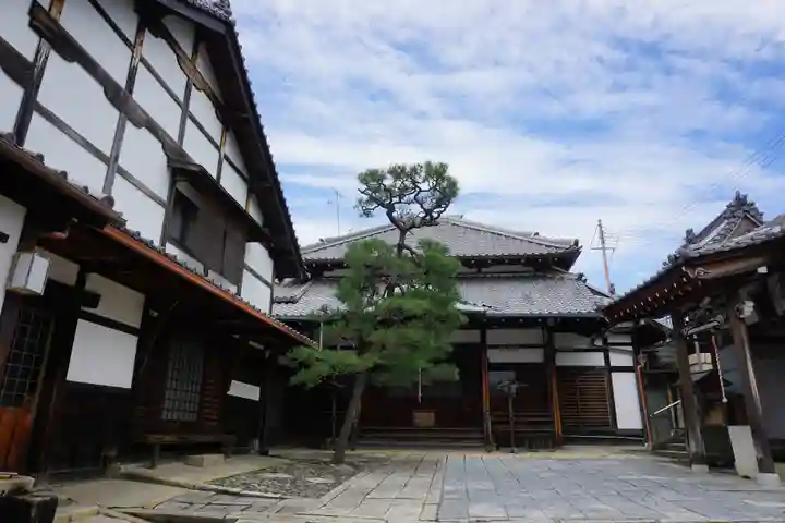 通妙寺の本殿・本堂