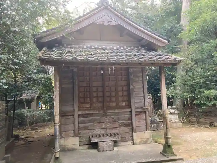 大里八幡神社の末社・摂社