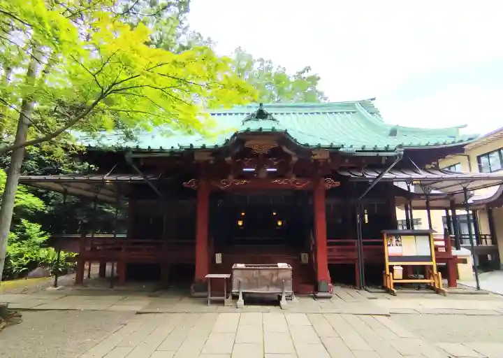 赤坂氷川神社の{uncategorized: "未分類", other: "その他", undefined: "問題あり", building: "その他建物", grave: "お墓", sacred_gate: "鳥居", guardian: "狛犬", statue: "像", buddha: "仏像", history: "歴史", nature: "自然", garden: "庭園", animal: "動物", pagoda: "塔", temizu: "手水舎", mountain_gate: "山門・神門", sanctuary: "本殿・本堂", subordinate: "末社・摂社", art: "芸術", scenery: "景色", jizo: "地蔵", ema: "絵馬", goshuin: "御朱印", omikuji: "おみくじ", items: "授与品その他", amulet: "お守り", goshuincho: "御朱印帳", eats: "食事", festival: "お祭り", votive_dance: "神楽", shichigosan: "七五三参", wedding: "結婚式", experience: "体験その他", initially: "初詣", around: "周辺", anti_infection: "感染症対策"}
