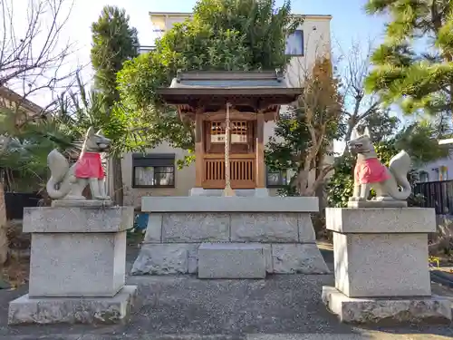 川端稲荷神社の本殿・本堂