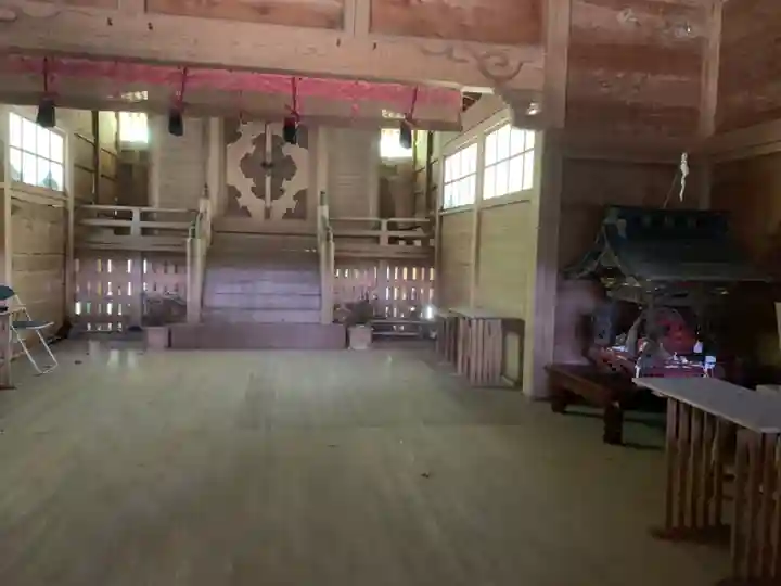 八幡神社の本殿・本堂