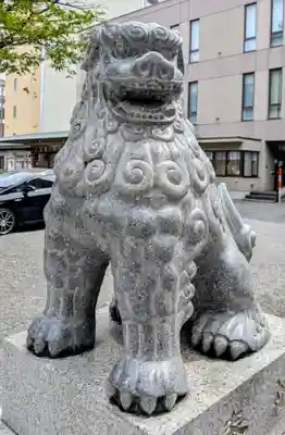 北海道神宮頓宮の狛犬