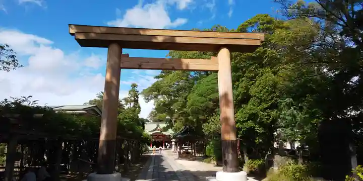 越ヶ谷久伊豆神社の鳥居