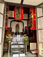 延命地蔵尊(よみせ通り延命地蔵尊)の地蔵