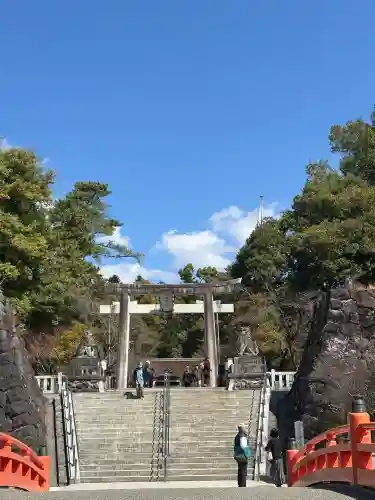 武田神社の{uncategorized: "未分類", other: "その他", undefined: "問題あり", building: "その他建物", grave: "お墓", sacred_gate: "鳥居", guardian: "狛犬", statue: "像", buddha: "仏像", history: "歴史", nature: "自然", garden: "庭園", animal: "動物", pagoda: "塔", temizu: "手水舎", mountain_gate: "山門・神門", sanctuary: "本殿・本堂", subordinate: "末社・摂社", art: "芸術", scenery: "景色", jizo: "地蔵", ema: "絵馬", goshuin: "御朱印", omikuji: "おみくじ", items: "授与品その他", amulet: "お守り", goshuincho: "御朱印帳", eats: "食事", festival: "お祭り", votive_dance: "神楽", shichigosan: "七五三参", wedding: "結婚式", experience: "体験その他", initially: "初詣", around: "周辺", anti_infection: "感染症対策"}