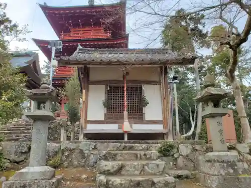 柏原八幡宮の末社・摂社