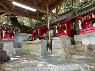 音次郎稲荷神社の{uncategorized: "未分類", other: "その他", undefined: "問題あり", building: "その他建物", grave: "お墓", sacred_gate: "鳥居", guardian: "狛犬", statue: "像", buddha: "仏像", history: "歴史", nature: "自然", garden: "庭園", animal: "動物", pagoda: "塔", temizu: "手水舎", mountain_gate: "山門・神門", sanctuary: "本殿・本堂", subordinate: "末社・摂社", art: "芸術", scenery: "景色", jizo: "地蔵", ema: "絵馬", goshuin: "御朱印", omikuji: "おみくじ", items: "授与品その他", amulet: "お守り", goshuincho: "御朱印帳", eats: "食事", festival: "お祭り", votive_dance: "神楽", shichigosan: "七五三参", wedding: "結婚式", experience: "体験その他", initially: "初詣", around: "周辺", anti_infection: "感染症対策"}