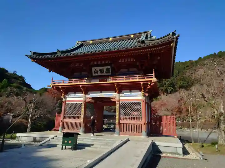 勝尾寺の山門・神門