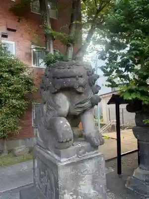 穏田神社の{uncategorized: "未分類", other: "その他", undefined: "問題あり", building: "その他建物", grave: "お墓", sacred_gate: "鳥居", guardian: "狛犬", statue: "像", buddha: "仏像", history: "歴史", nature: "自然", garden: "庭園", animal: "動物", pagoda: "塔", temizu: "手水舎", mountain_gate: "山門・神門", sanctuary: "本殿・本堂", subordinate: "末社・摂社", art: "芸術", scenery: "景色", jizo: "地蔵", ema: "絵馬", goshuin: "御朱印", omikuji: "おみくじ", items: "授与品その他", amulet: "お守り", goshuincho: "御朱印帳", eats: "食事", festival: "お祭り", votive_dance: "神楽", shichigosan: "七五三参", wedding: "結婚式", experience: "体験その他", initially: "初詣", around: "周辺", anti_infection: "感染症対策"}
