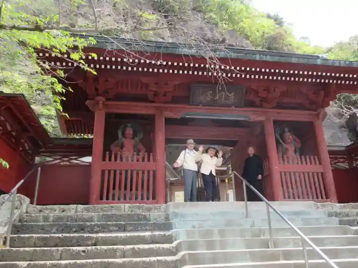 大谷寺の山門・神門