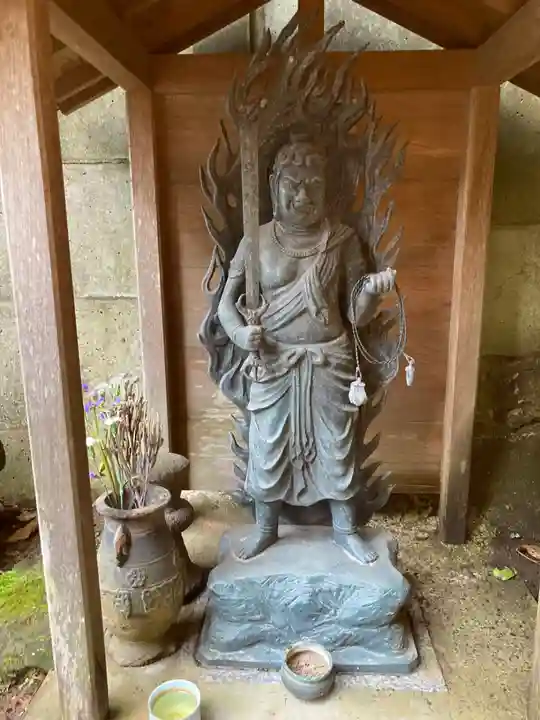 岩窟不動尊(巌窟不動尊/窟堂不動尊/窟堂/岩屋堂)の仏像