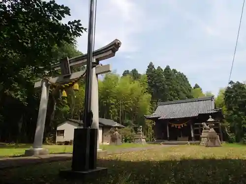 熊野神社の鳥居