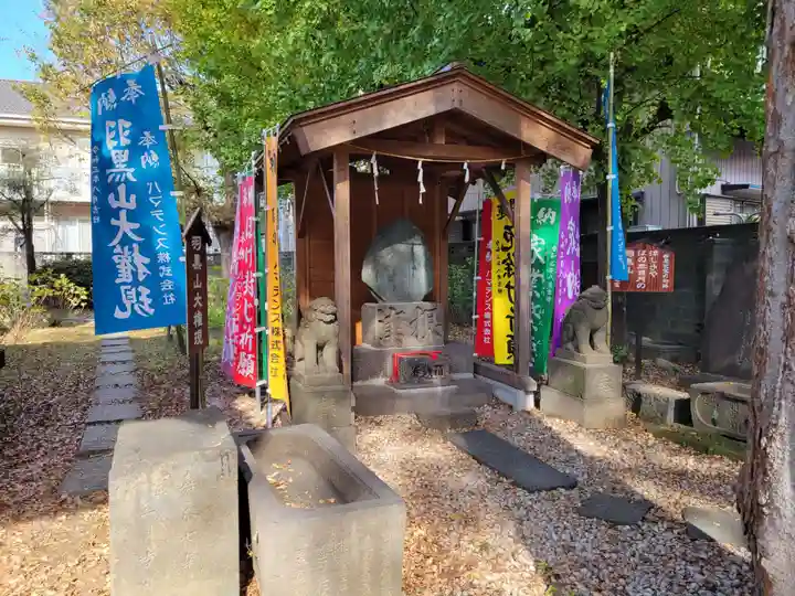 上戸田氷川神社の末社・摂社