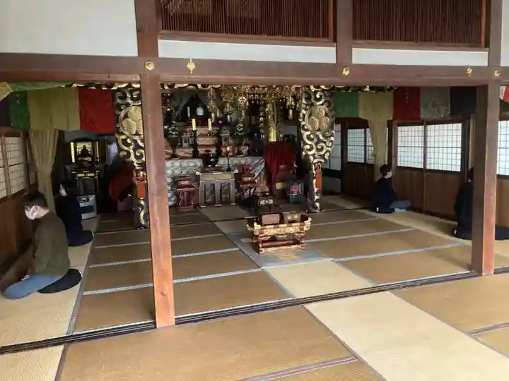 安用寺の本殿・本堂