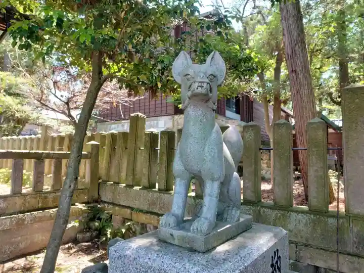 多太神社の{uncategorized: "未分類", other: "その他", undefined: "問題あり", building: "その他建物", grave: "お墓", sacred_gate: "鳥居", guardian: "狛犬", statue: "像", buddha: "仏像", history: "歴史", nature: "自然", garden: "庭園", animal: "動物", pagoda: "塔", temizu: "手水舎", mountain_gate: "山門・神門", sanctuary: "本殿・本堂", subordinate: "末社・摂社", art: "芸術", scenery: "景色", jizo: "地蔵", ema: "絵馬", goshuin: "御朱印", omikuji: "おみくじ", items: "授与品その他", amulet: "お守り", goshuincho: "御朱印帳", eats: "食事", festival: "お祭り", votive_dance: "神楽", shichigosan: "七五三参", wedding: "結婚式", experience: "体験その他", initially: "初詣", around: "周辺", anti_infection: "感染症対策"}