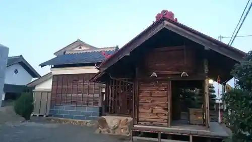 諏訪社の本殿・本堂