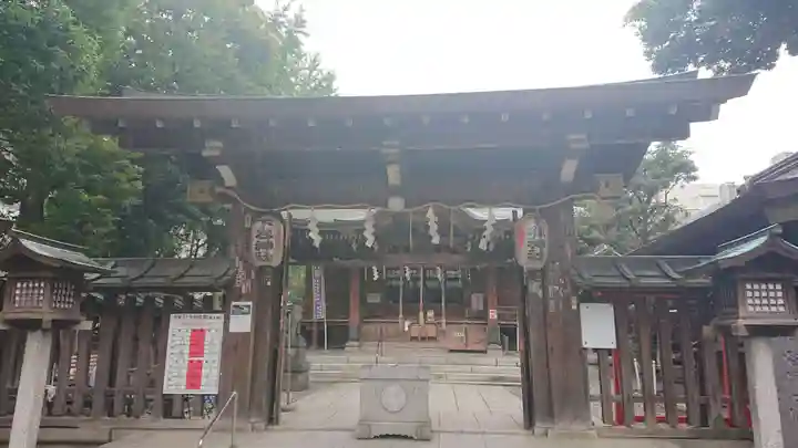 下谷神社の山門・神門