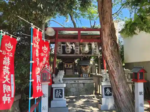 新羅神社の末社