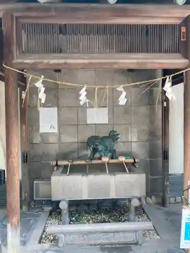 難波八阪神社の手水