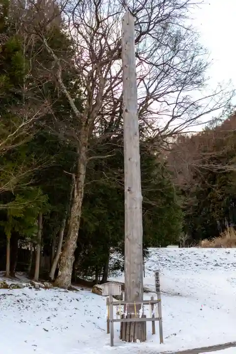 諏訪大社上社前宮(長野県)