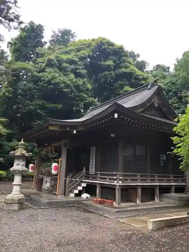 中氷川神社の本殿