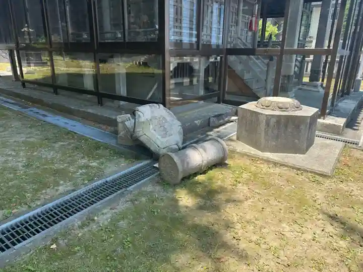 菊理姫像石神社のその他建物