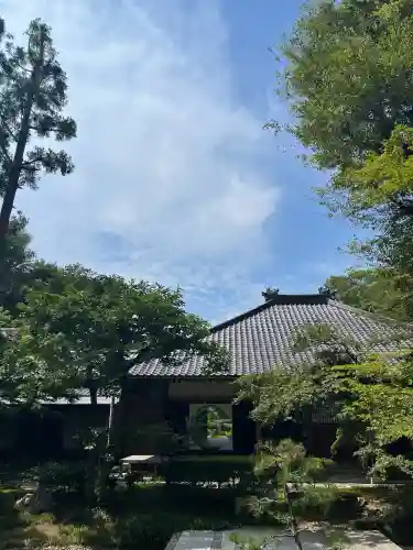 明月院の{uncategorized: "未分類", other: "その他", undefined: "問題あり", building: "その他建物", grave: "お墓", sacred_gate: "鳥居", guardian: "狛犬", statue: "像", buddha: "仏像", history: "歴史", nature: "自然", garden: "庭園", animal: "動物", pagoda: "塔", temizu: "手水舎", mountain_gate: "山門・神門", sanctuary: "本殿・本堂", subordinate: "末社・摂社", art: "芸術", scenery: "景色", jizo: "地蔵", ema: "絵馬", goshuin: "御朱印", omikuji: "おみくじ", items: "授与品その他", amulet: "お守り", goshuincho: "御朱印帳", eats: "食事", festival: "お祭り", votive_dance: "神楽", shichigosan: "七五三参", wedding: "結婚式", experience: "体験その他", initially: "初詣", around: "周辺", anti_infection: "感染症対策"}