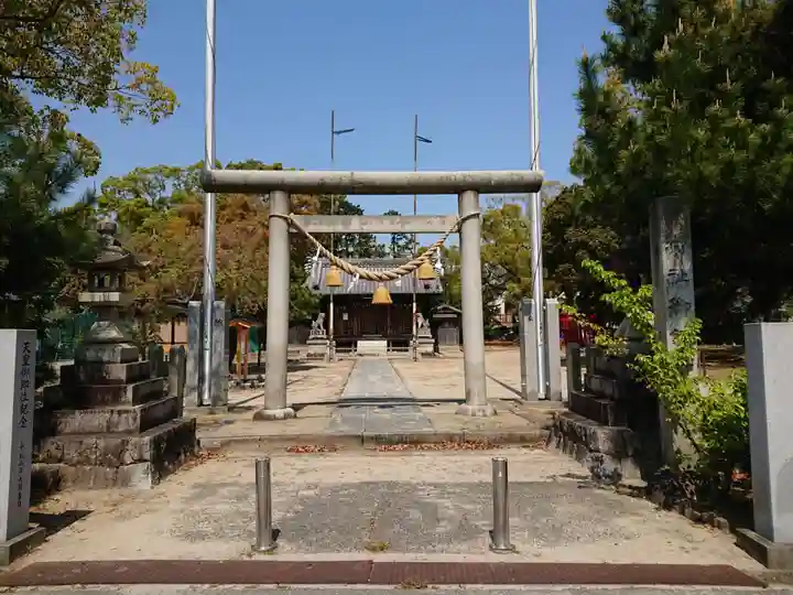 御鍬神社の鳥居