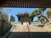 龍口寺の{uncategorized: "未分類", other: "その他", undefined: "問題あり", building: "その他建物", grave: "お墓", sacred_gate: "鳥居", guardian: "狛犬", statue: "像", buddha: "仏像", history: "歴史", nature: "自然", garden: "庭園", animal: "動物", pagoda: "塔", temizu: "手水舎", mountain_gate: "山門・神門", sanctuary: "本殿・本堂", subordinate: "末社・摂社", art: "芸術", scenery: "景色", jizo: "地蔵", ema: "絵馬", goshuin: "御朱印", omikuji: "おみくじ", items: "授与品その他", amulet: "お守り", goshuincho: "御朱印帳", eats: "食事", festival: "お祭り", votive_dance: "神楽", shichigosan: "七五三参", wedding: "結婚式", experience: "体験その他", initially: "初詣", around: "周辺", anti_infection: "感染症対策"}