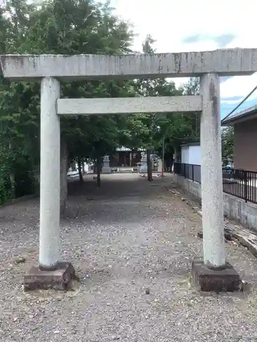 鳴子神社の鳥居