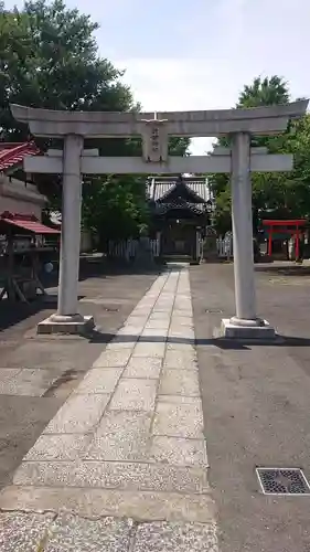 新田神社の鳥居