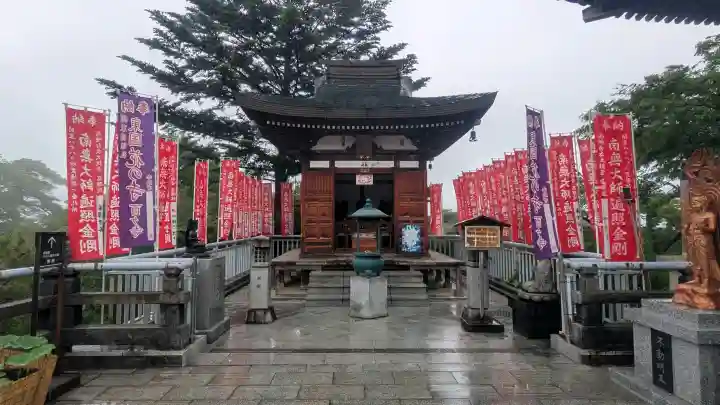観音山慈眼院(高崎観音)の{uncategorized: "未分類", other: "その他", undefined: "問題あり", building: "その他建物", grave: "お墓", sacred_gate: "鳥居", guardian: "狛犬", statue: "像", buddha: "仏像", history: "歴史", nature: "自然", garden: "庭園", animal: "動物", pagoda: "塔", temizu: "手水舎", mountain_gate: "山門・神門", sanctuary: "本殿・本堂", subordinate: "末社・摂社", art: "芸術", scenery: "景色", jizo: "地蔵", ema: "絵馬", goshuin: "御朱印", omikuji: "おみくじ", items: "授与品その他", amulet: "お守り", goshuincho: "御朱印帳", eats: "食事", festival: "お祭り", votive_dance: "神楽", shichigosan: "七五三参", wedding: "結婚式", experience: "体験その他", initially: "初詣", around: "周辺", anti_infection: "感染症対策"}