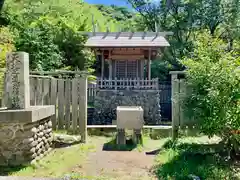 温泉神社の本殿