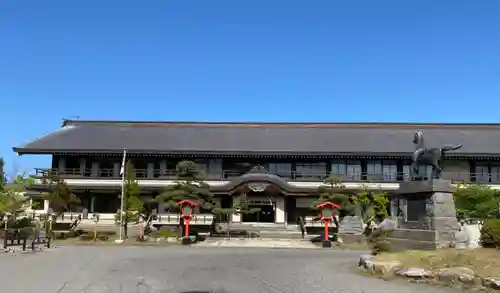 高山稲荷神社の建物その他