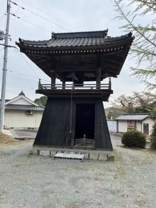 大村寺の{uncategorized: "未分類", other: "その他", undefined: "問題あり", building: "その他建物", grave: "お墓", sacred_gate: "鳥居", guardian: "狛犬", statue: "像", buddha: "仏像", history: "歴史", nature: "自然", garden: "庭園", animal: "動物", pagoda: "塔", temizu: "手水舎", mountain_gate: "山門・神門", sanctuary: "本殿・本堂", subordinate: "末社・摂社", art: "芸術", scenery: "景色", jizo: "地蔵", ema: "絵馬", goshuin: "御朱印", omikuji: "おみくじ", items: "授与品その他", amulet: "お守り", goshuincho: "御朱印帳", eats: "食事", festival: "お祭り", votive_dance: "神楽", shichigosan: "七五三参", wedding: "結婚式", experience: "体験その他", initially: "初詣", around: "周辺", anti_infection: "感染症対策"}