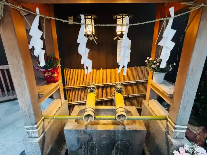 小網神社の{uncategorized: "未分類", other: "その他", undefined: "問題あり", building: "その他建物", grave: "お墓", sacred_gate: "鳥居", guardian: "狛犬", statue: "像", buddha: "仏像", history: "歴史", nature: "自然", garden: "庭園", animal: "動物", pagoda: "塔", temizu: "手水舎", mountain_gate: "山門・神門", sanctuary: "本殿・本堂", subordinate: "末社・摂社", art: "芸術", scenery: "景色", jizo: "地蔵", ema: "絵馬", goshuin: "御朱印", omikuji: "おみくじ", items: "授与品その他", amulet: "お守り", goshuincho: "御朱印帳", eats: "食事", festival: "お祭り", votive_dance: "神楽", shichigosan: "七五三参", wedding: "結婚式", experience: "体験その他", initially: "初詣", around: "周辺", anti_infection: "感染症対策"}