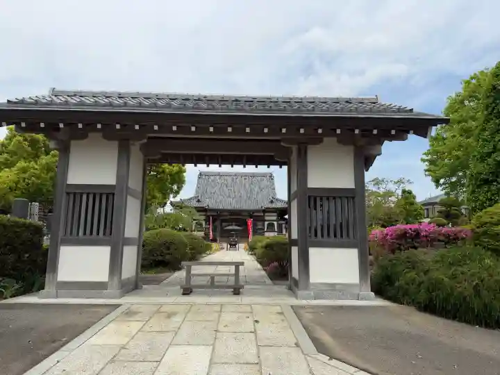 東泉寺の{uncategorized: "未分類", other: "その他", undefined: "問題あり", building: "その他建物", grave: "お墓", sacred_gate: "鳥居", guardian: "狛犬", statue: "像", buddha: "仏像", history: "歴史", nature: "自然", garden: "庭園", animal: "動物", pagoda: "塔", temizu: "手水舎", mountain_gate: "山門・神門", sanctuary: "本殿・本堂", subordinate: "末社・摂社", art: "芸術", scenery: "景色", jizo: "地蔵", ema: "絵馬", goshuin: "御朱印", omikuji: "おみくじ", items: "授与品その他", amulet: "お守り", goshuincho: "御朱印帳", eats: "食事", festival: "お祭り", votive_dance: "神楽", shichigosan: "七五三参", wedding: "結婚式", experience: "体験その他", initially: "初詣", around: "周辺", anti_infection: "感染症対策"}