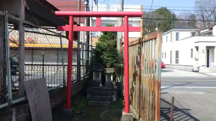 稲荷神社(喜連川興業銀行)の鳥居