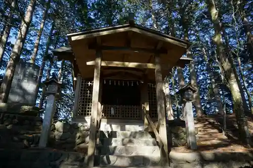 三峯神社の末社