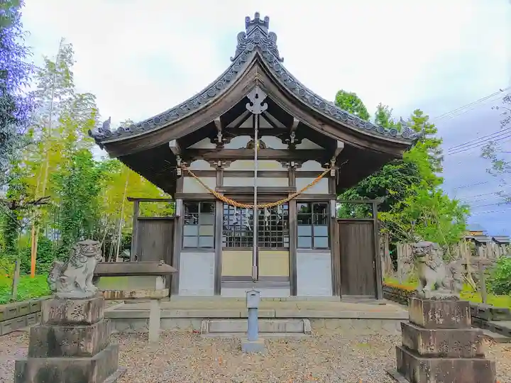 八剱社(浅野)の本殿・本堂