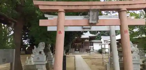 初富稲荷神社の鳥居