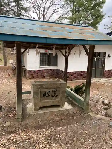 温根湯神社の手水