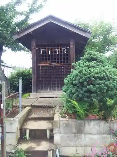 三芳野稲荷神社の本殿・本堂