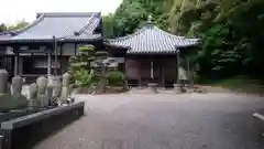 薬王寺の本殿