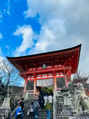清水寺の山門・神門