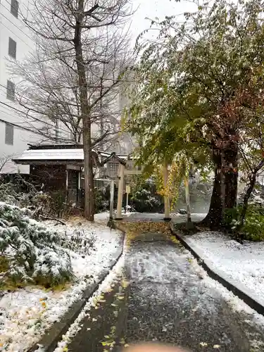 善知鳥神社の末社