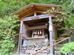 宝登山神社の末社